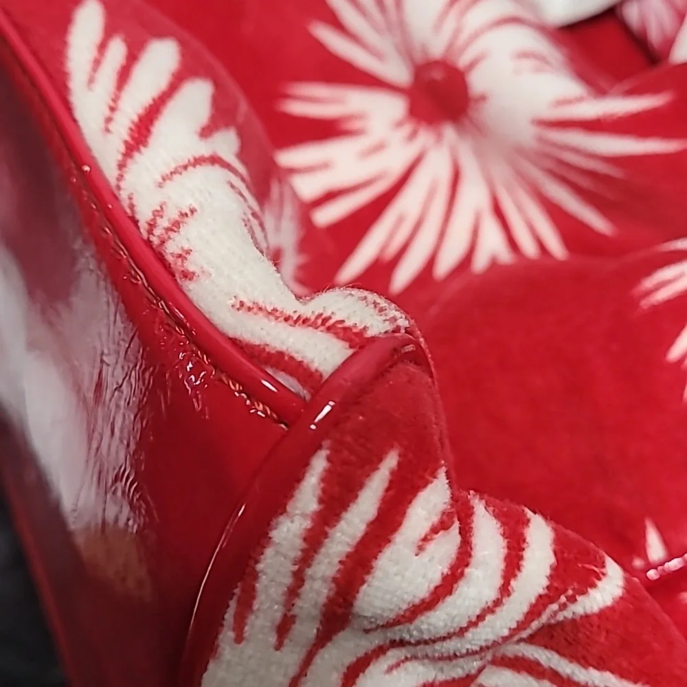 SOLD Vintage Y2K Juicy Couture Daydreamer Bag - Picture 14 of 17